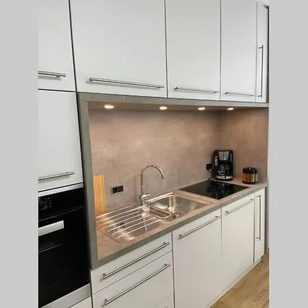 I , Netflix, Kueche Und Gym *