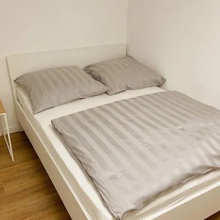 Apartment I , Netflix, Kueche Und Gym