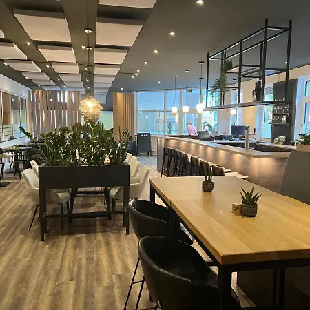 I , Netflix, Kueche Und Gym Reken